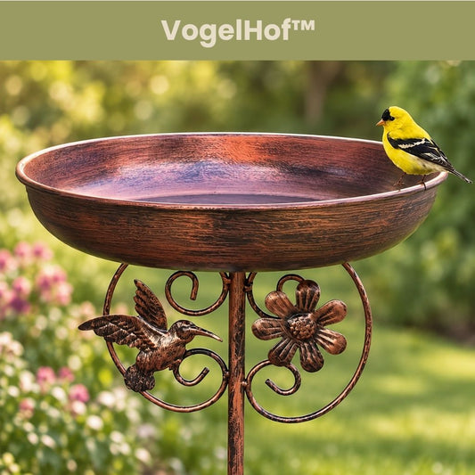 VogelHof™ – Futterplatz und Vogelbad im warmen Retro-Look